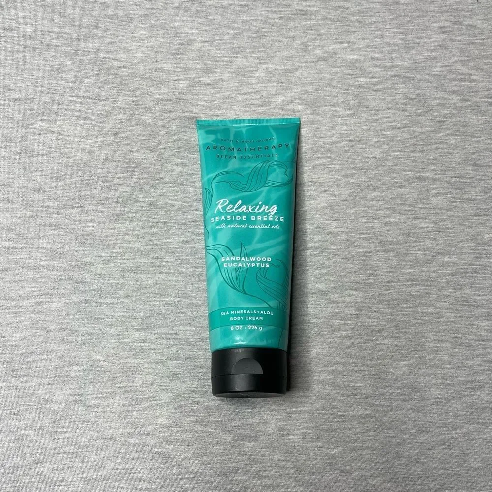 Bath & Body Works Aromatherapy Ocean Essential Sandalwood Eucalyptus Body Lotion
